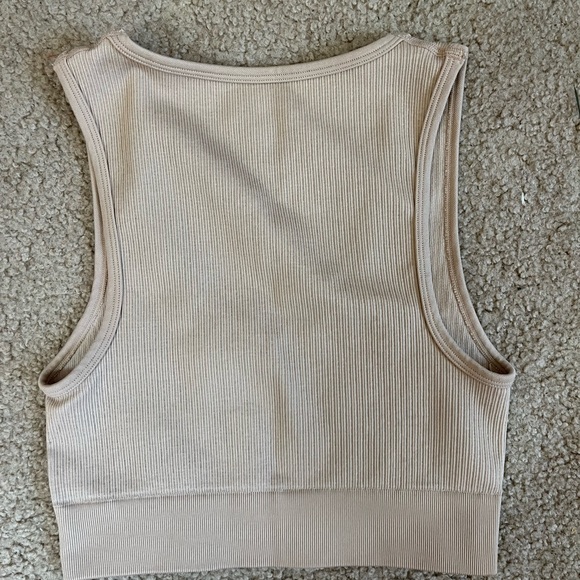 Aerie Small Top - Picture 2 of 4